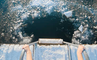 Можно ли купаться беременным и кормящим мамам в проруби на Крещение?