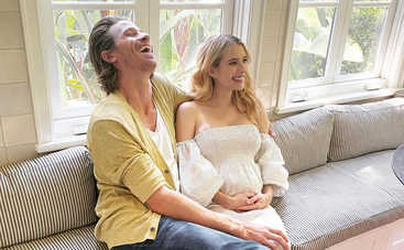 Эмма Робертс впервые показала сына