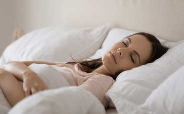 Почему не стоит спать в теплой пижаме даже в холодное время года: ТОП-5 причин