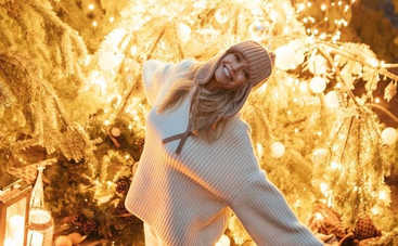 Вера Брежнева поучаствовала в фотосессии вместе с дочками-красавицами (фото)