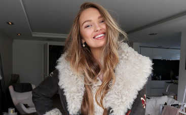 Ангел Victoria's Secret показала фигуру спустя 2 месяца после родов