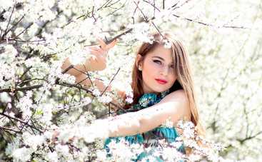 Лунный календарь стрижек на март 2021 года: советы астрологов для женщин