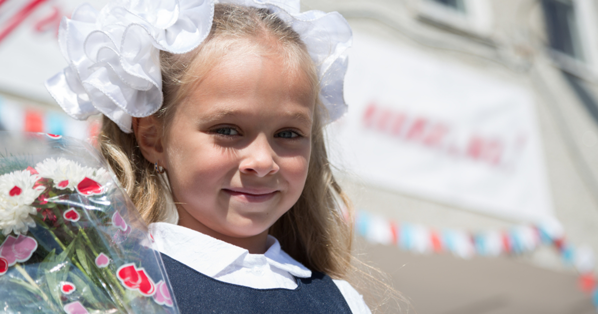 дети в классе. первоклассники на линейке. школа первоклассника. школьники 1 сентября. советские первоклашки.