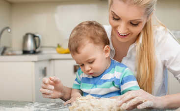 Ваш личный шеф-повар: 5 причин научить ребенка готовить