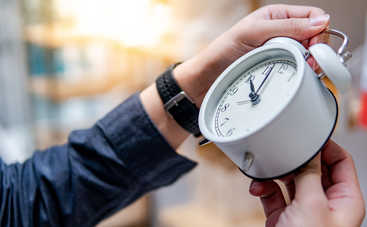 Переход на летнее время 2021 в Украине: как адаптироваться - советы невропатолога