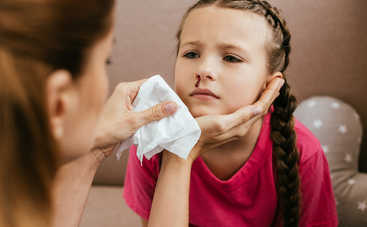 Как остановить кровь из носа у ребенка: советы педиатра