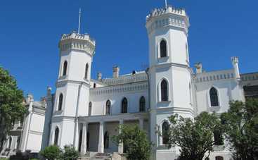 Куда поехать на майские праздники: ТОП-7 замков Украины