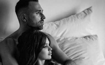 Экс-"холостяк" Макс Михайлюк показал фото новорожденной дочки