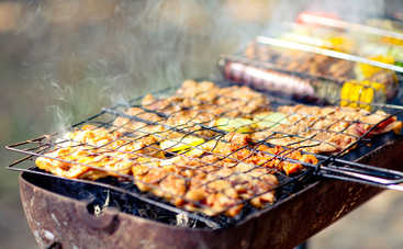 Где в Киеве можно легально пожарить шашлыки: список зон для пикника