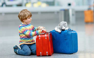 Чем занять ребенка в дороге: 15 идей от психолога