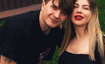 Ведущий Анатолий Анатолич довел беременную жену до слез