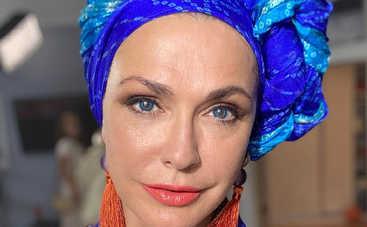 Как повязывать на голову платок: 6 модных идей от Ольги Сумской