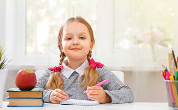 Ребенок-левша: почему нельзя переучивать и как помочь в адаптации к школе