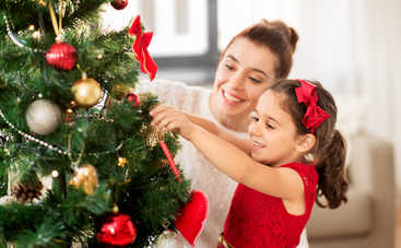 Как украсить елку, чтобы привлечь удачу в дом: 10 главных правил