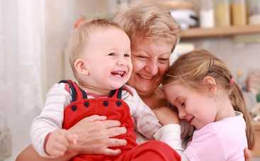 Бабушка или детский сад: как сделать правильный выбор