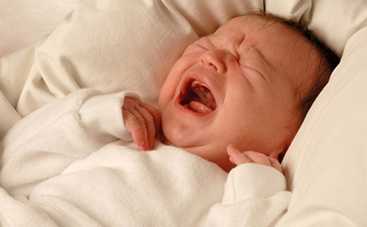 Что делать, если у новорожденного начались запоры