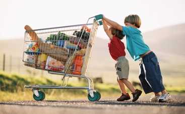 Опасности «магазинных» сладостей: как защитить ребенка