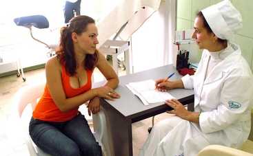 Чем опасны кровянистые выделения в первом триместре