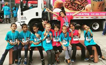 В США мама восьмерняшек решила подработать в стрип-клубе (фото)