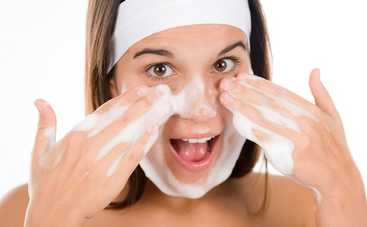 Как помочь подростку избавиться от прыщей