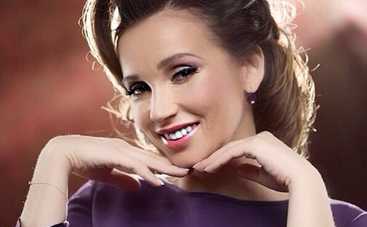 Анфиса Чехова подарила маленькому сыну пылесос (фото)