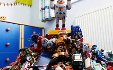 Американка сдружила своих детей, выбросив все их игрушки (фото)