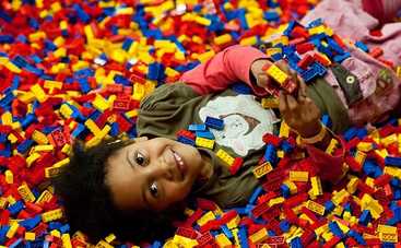 Lego посвятит серию игрушек умным  женщинам (фото)