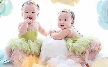 Двойняшки из Сингапура покоряют мир (фото)