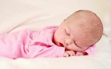 Как правильно укладывать младенца спать