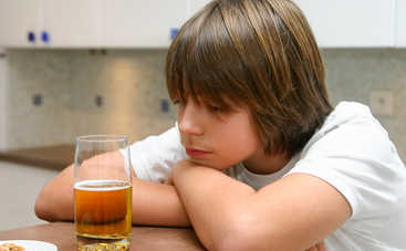 Алкоголь в подростковом возрасте опаснее, чем мы думали
