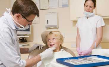 Готовим ребенка к знакомству со стоматологом