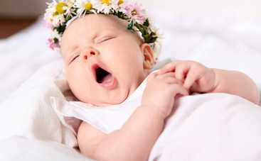 О чем может рассказать поза спящего ребенка