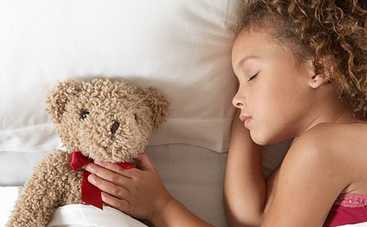 Почему так важно научить ребенка правильно спать