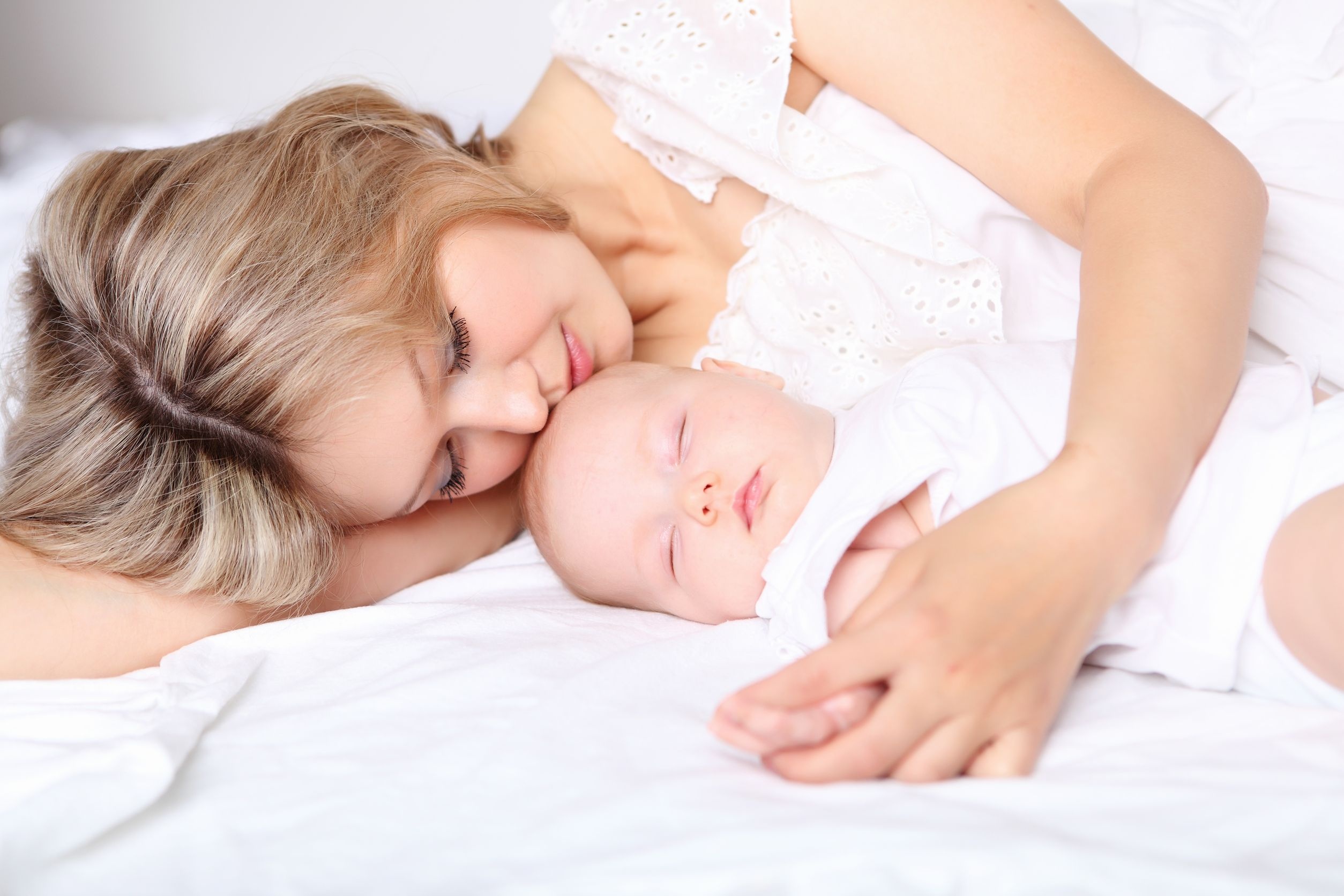 Спящую маму беременную