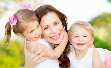 Почему мамы больше любят старших детей: неожиданные выводы ученых