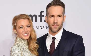 Райан Рейнольдс впервые вышел в свет с детьми (фото)