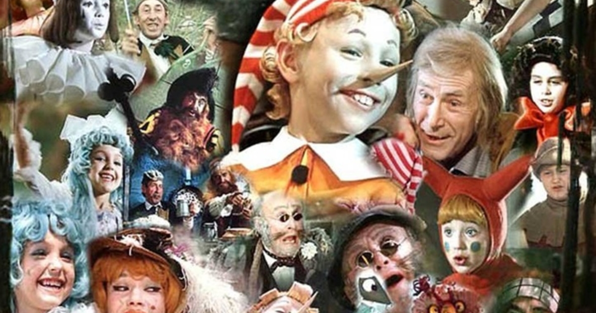 Кто добрый входит в дом. Кто добрый входит в дом. Пословицы. Приключения буратино ноты. Кто добрый входит в дом.