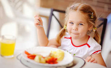 Как подружить ребенка с едой: 5 способов
