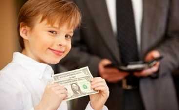Как воспитать ребенка, зацикленного на деньгах: 6 верных способов