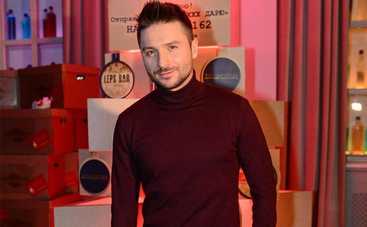 Сергей Лазарев подарил сыну часть собственной шеи (ФОТО)