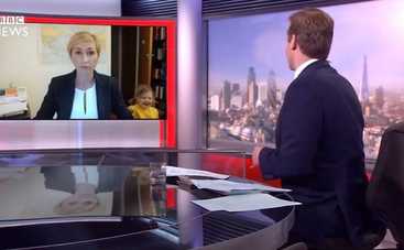 Веселая пародия: если бы мама давала интервью BBC и в комнату ворвались дети