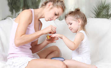 Юные модницы: 15 оригинальных идей для детского маникюра