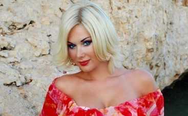 Катя Бужинская показала подросших двойняшек (фото)