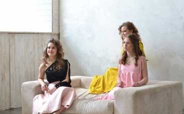 Подари платье выпускнице детдома: украинцы запустили социальный флешмоб