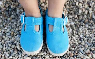 9 полезных идей по хранению детской обуви: маме на заметку