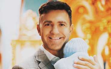 Николай Тищенко показал забавное видео с маленьким Смурфиком