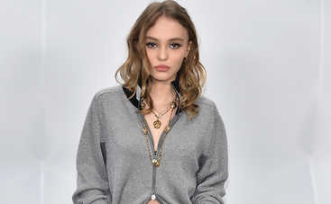 Дочь Джонни Деппа переезжает жить к своему парню