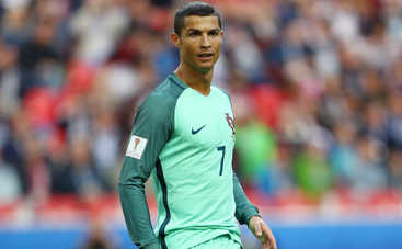 Криштиану Роналду показал свою большую семью