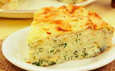 Быстро, сытно и вкусно: пирог с зеленью и лаваша