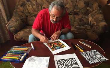 Чилийский художник Mono Gonzalez создал мурал на стене Черниговской школы